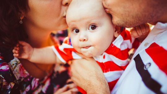 200 tysięcy złotych za urodzenie dziecka zamiast 800 plus 200 tysięcy złotych za urodzenie dziecka zamiast 800 plus