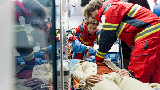 Gigantyczna pensja nie przyciąga lekarzy. Kryzys dławi SOR-y Gigantyczna pensja nie przyciąga lekarzy. Kryzys dławi SOR-y