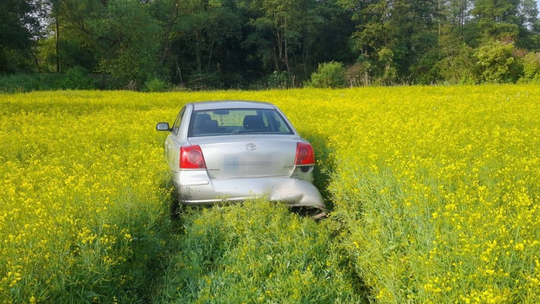 Uciekał przed kontrolą drogową. Miał ponad promil alkoholu we krwi