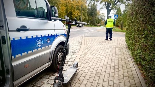 Wypadek na przejściu dla pieszych w Ostródzie – apel policji o ostrożność użytkowników hulajnóg elektrycznych!