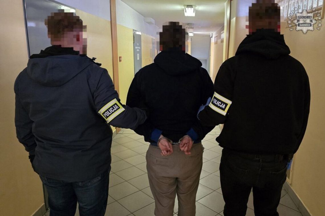 Agresja wobec policjantów zakończyła się zarzutami wobec 30-latki z Nidzicy Agresja wobec policjantów zakończyła się zarzutami wobec 30-latki z Nidzicy