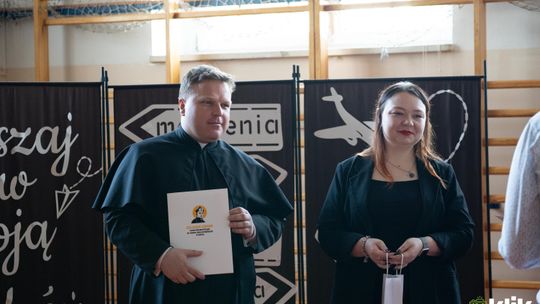 Zakończenie roku szkolnego maturzystów Collegium Leonium w Sierpcu